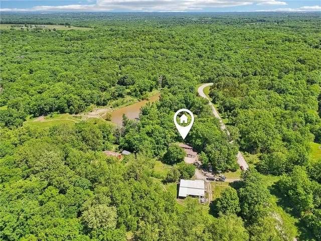 $599,000 | 828 Southeast 601st Road, Leeton, MO 64761