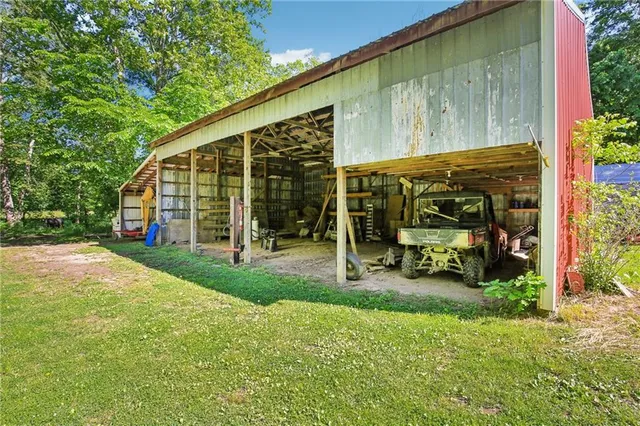 $599,000 | 828 Southeast 601st Road, Leeton, MO 64761