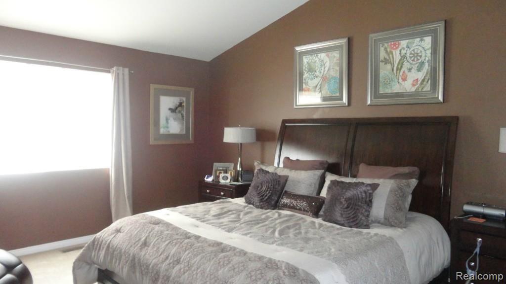 3310 Fantail Drive Rochester, MI 48309 - Photo 25 of 54 DSC03493.jpg