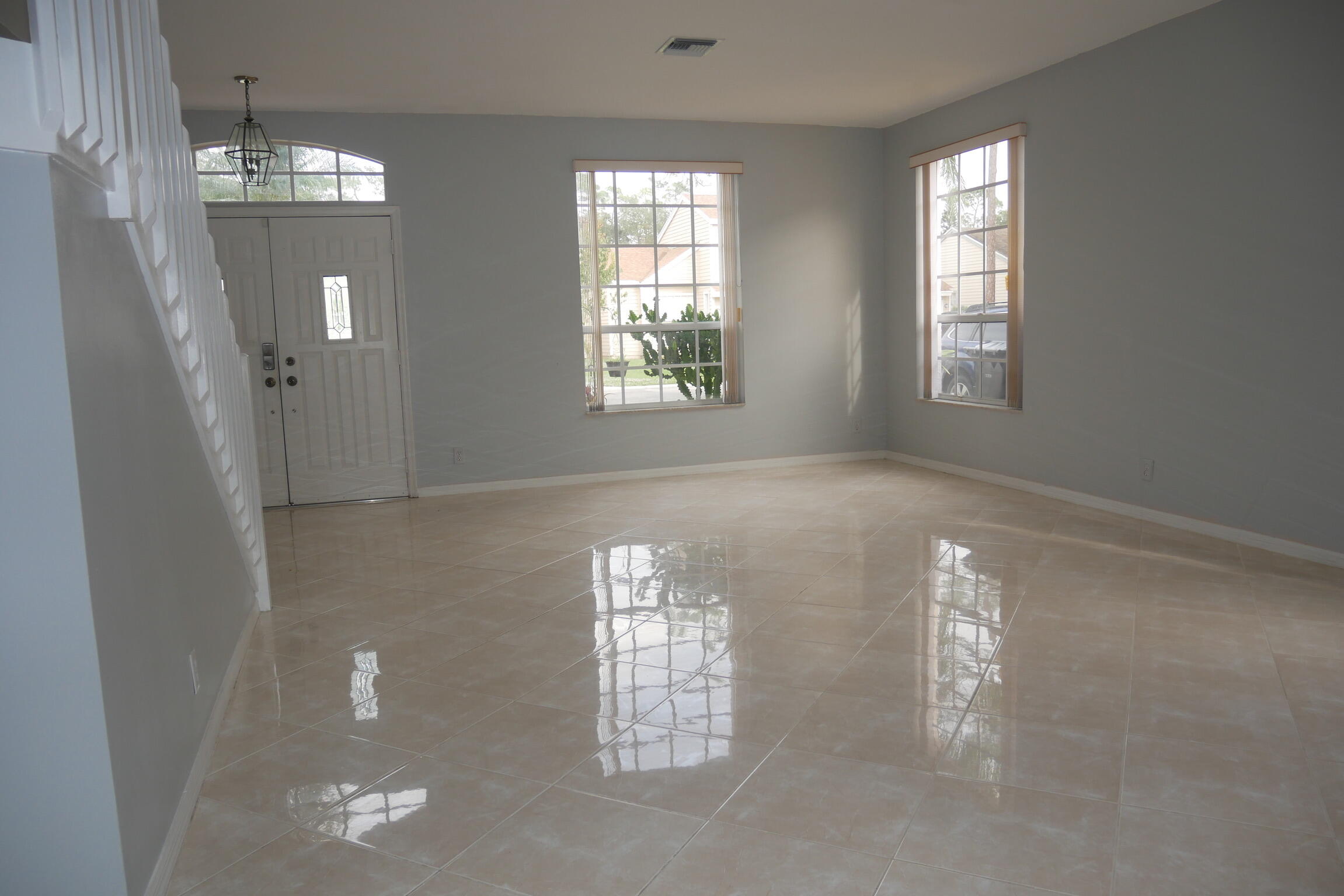 1039 Aviary Road Wellington, FL 33414 - Photo 2 of 15 cc53dc046cd7-EE3CC5AA_5AC2_4734_9A64_EFD