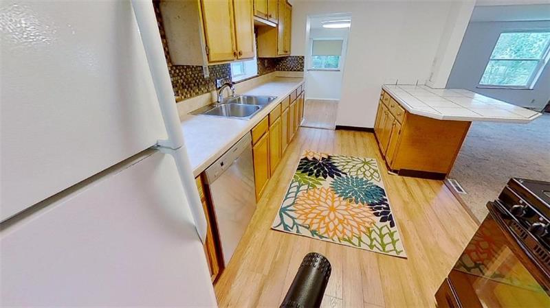 5627 Curry Road Pittsburgh, PA 15236 - Photo 9 of 15 Gallery Image 9