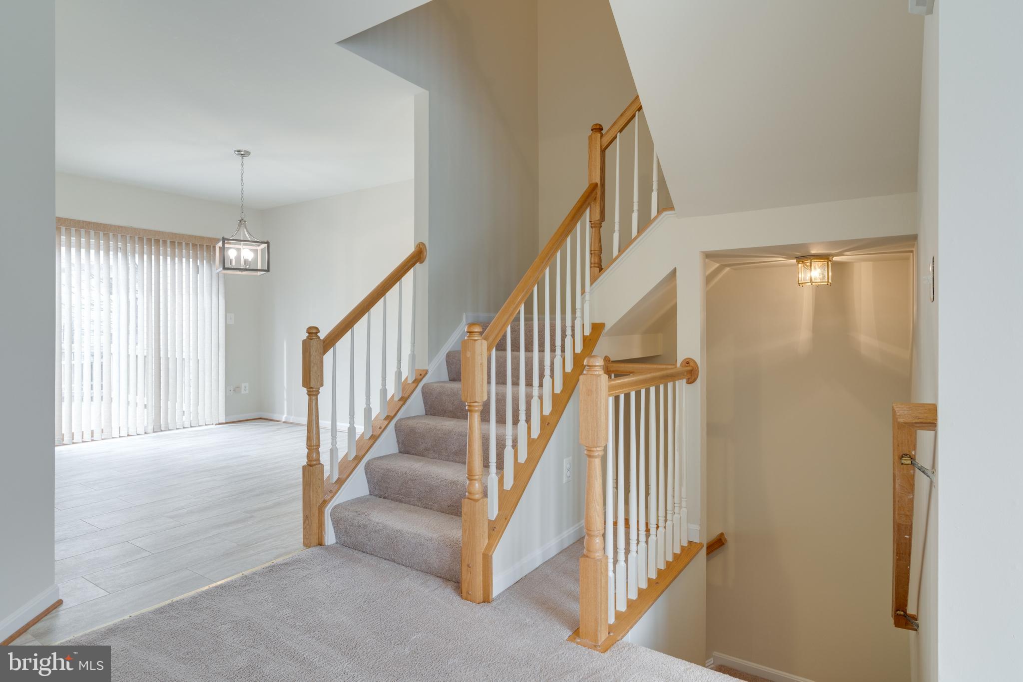 9058 Two Bays Road Lorton, VA 22079 - Photo 12 of 42 Main Level