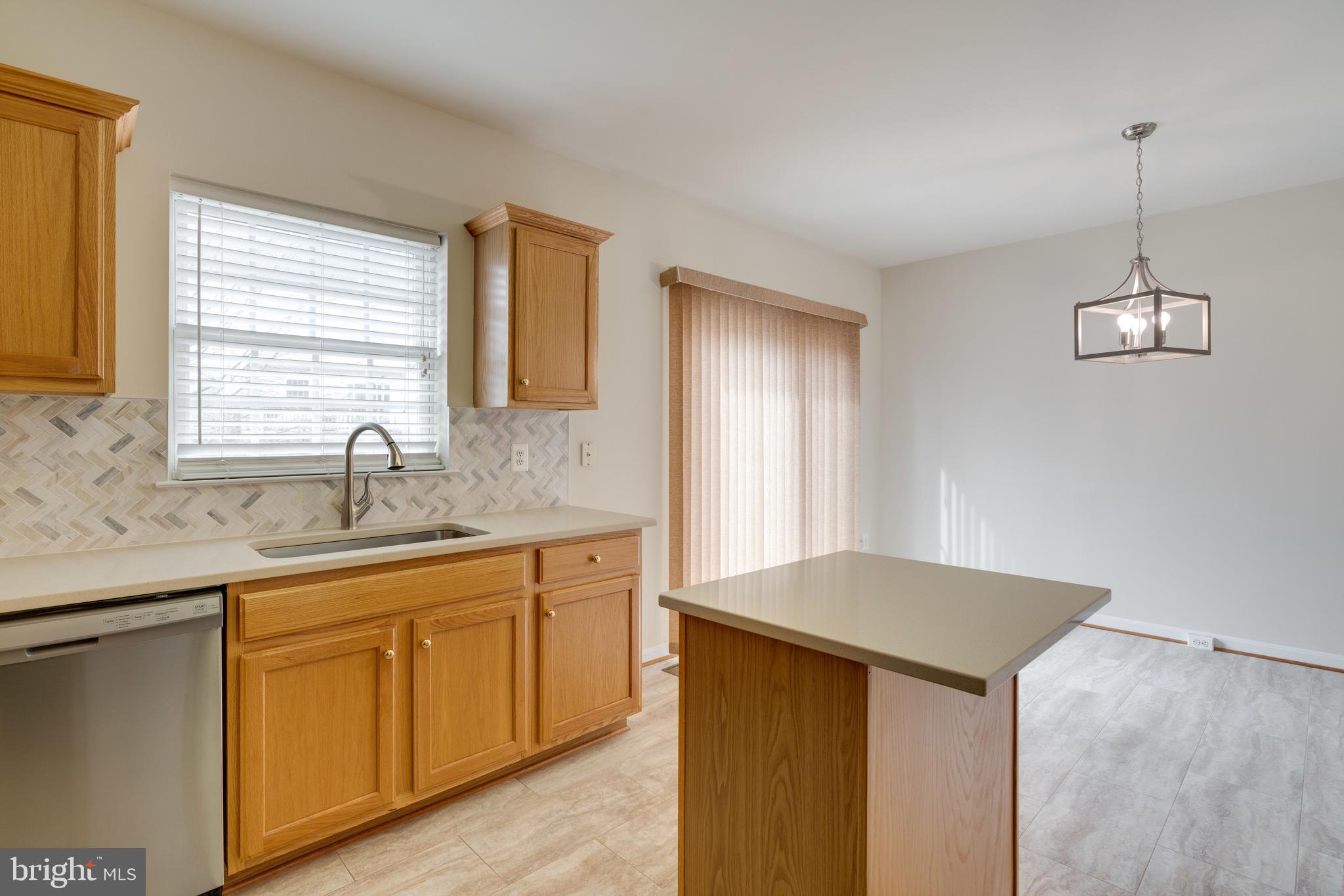 9058 Two Bays Road Lorton, VA 22079 - Photo 24 of 42 Kitchen View