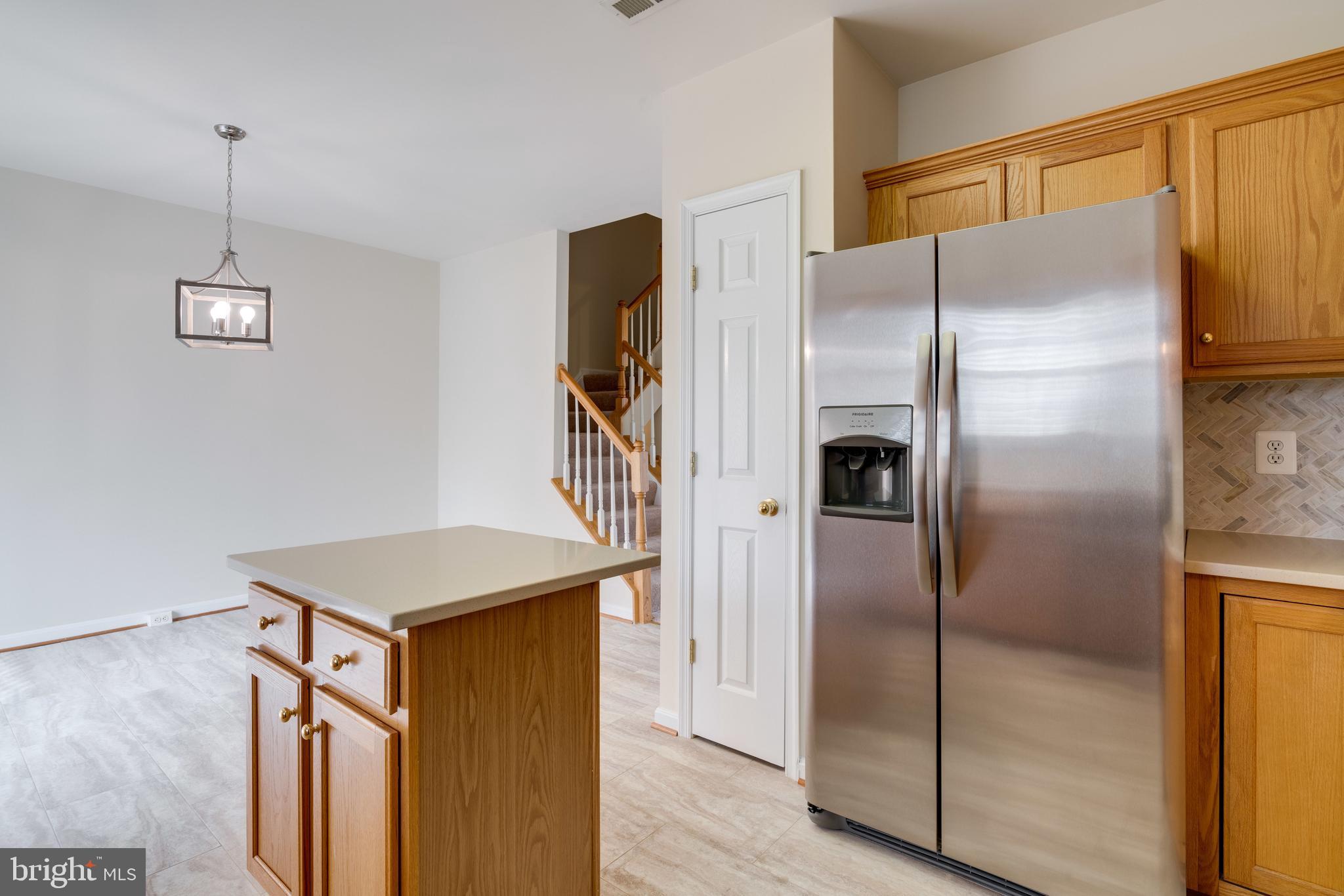 9058 Two Bays Road Lorton, VA 22079 - Photo 25 of 42 Kitchen View