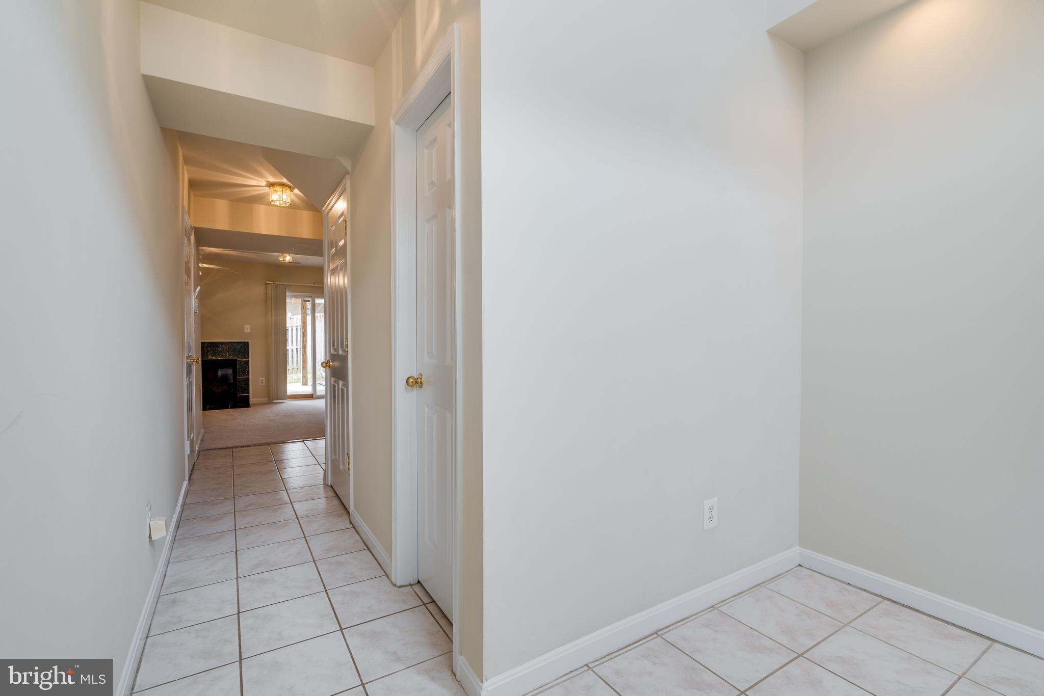 9058 Two Bays Road Lorton, VA 22079 - Photo 6 of 42 Entry level w/garage access and family room