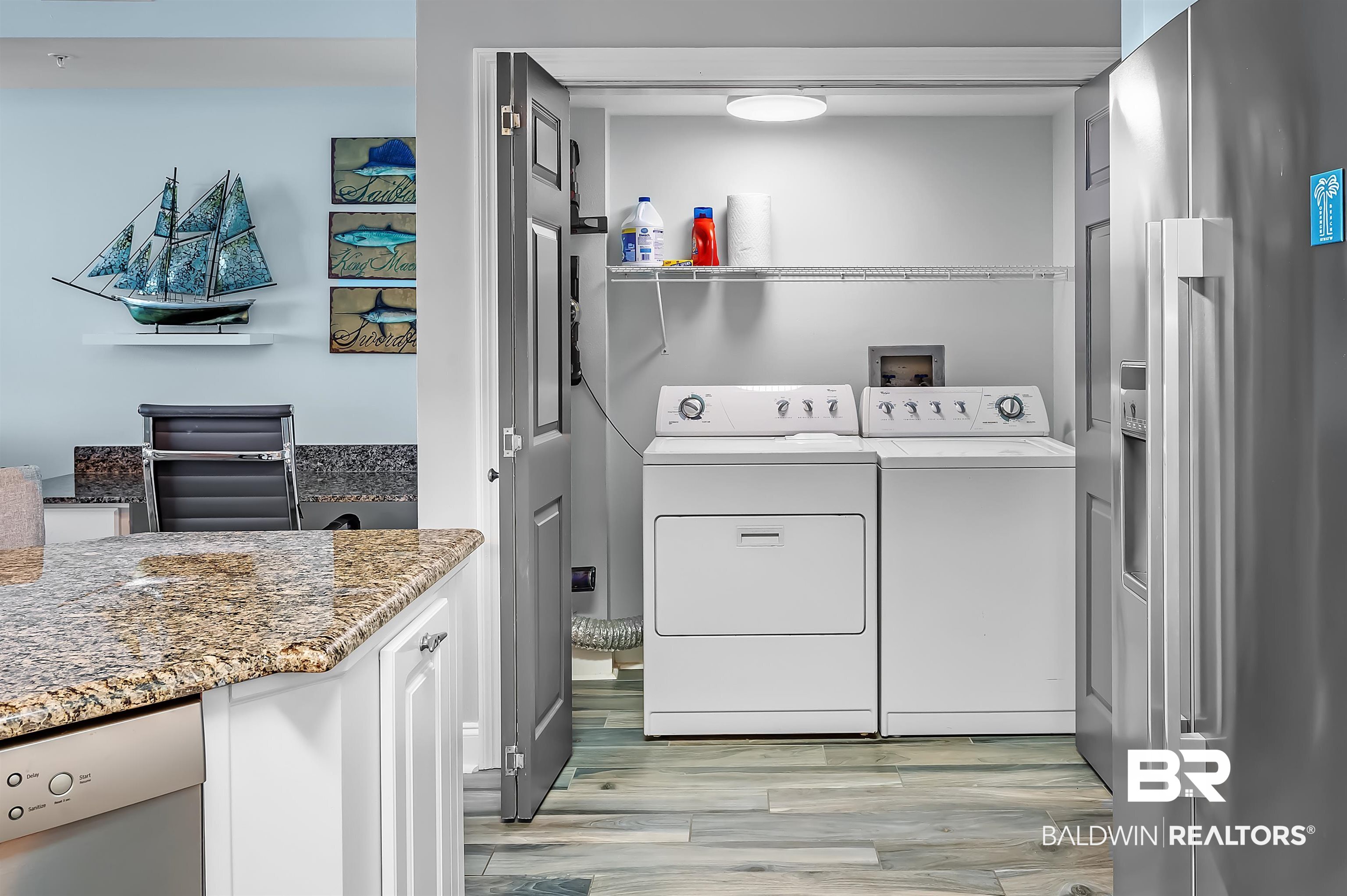 27800 Canal Road, Unit 513 Orange Beach, AL 36561 - Photo 19 of 39 Washer & Dryer full siz