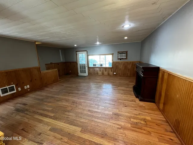 $165,000 | 3 Tenandaho Lane, Mechanicville, NY 12118