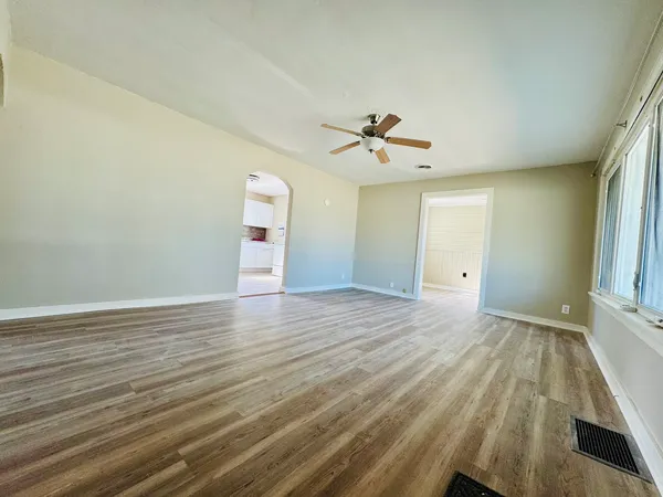 $109,000 | 103 East North Street, Sesser, IL 62884