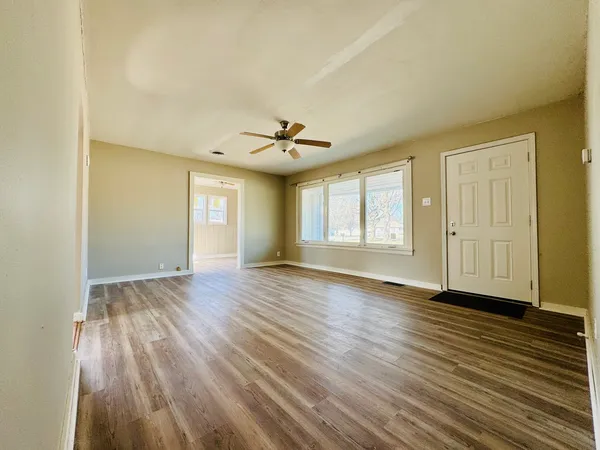 $109,000 | 103 East North Street, Sesser, IL 62884