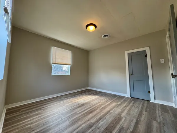 $109,000 | 103 East North Street, Sesser, IL 62884