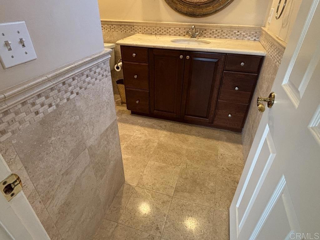 1825 Kent Place Vista, CA 92084 - Photo 31 of 57