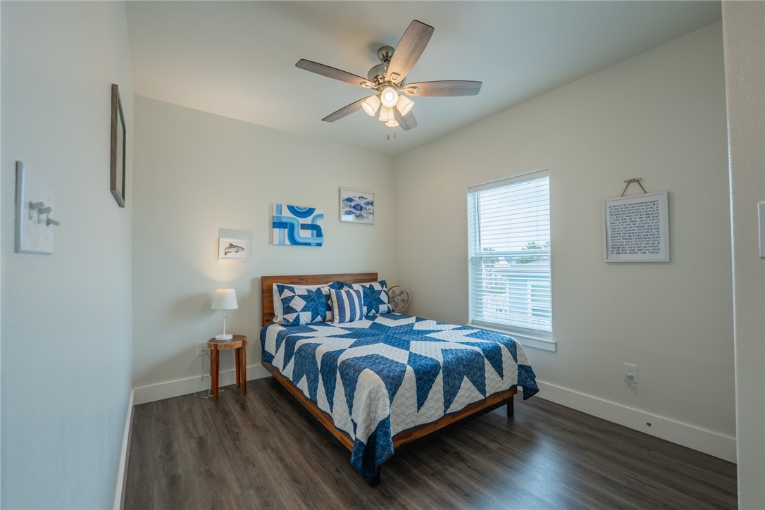 109 Copano Cove Road Rockport, TX 78382 - Photo 18 of 32