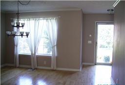 127 La View Road Hendersonville, TN 37075 - Photo 2 of 12 Entryway and dining room!