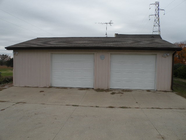 3020 East Copas Road Owosso, MI 48867 - Photo 22 of 25