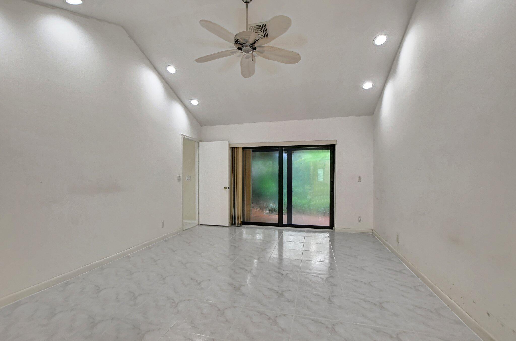 8923 Old Pine Road Boca Raton, FL 33433 - Photo 14 of 29 16-web-or-mls-DSC_0411