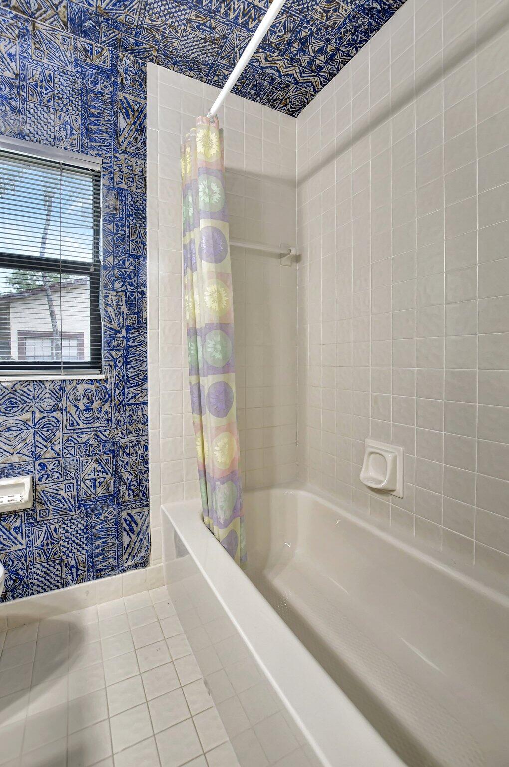 8923 Old Pine Road Boca Raton, FL 33433 - Photo 23 of 29 25-web-or-mls-DSC_0456