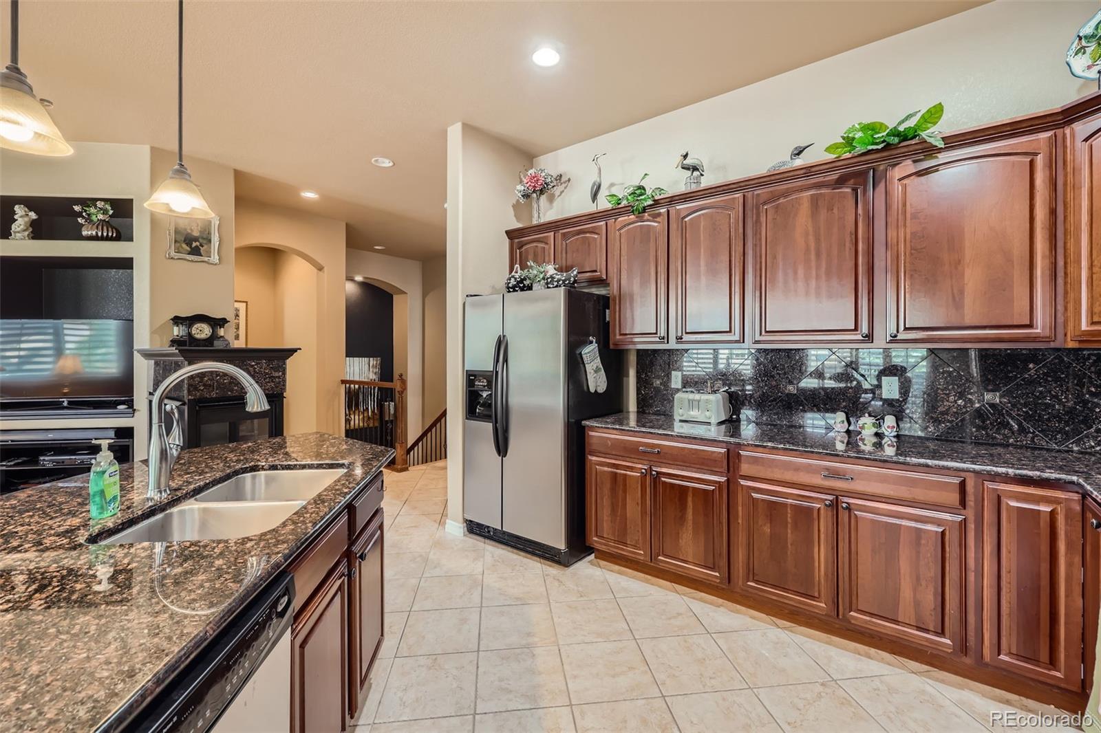 5401 Cloverbrook Circle Highlands Ranch, CO 80130 - Photo 8 of 16 Gallery Image 8