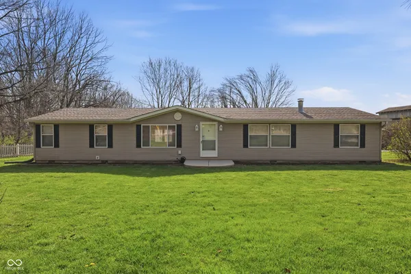 $379,000 | 6761 East Centenary Road, Mooresville, IN 46158
