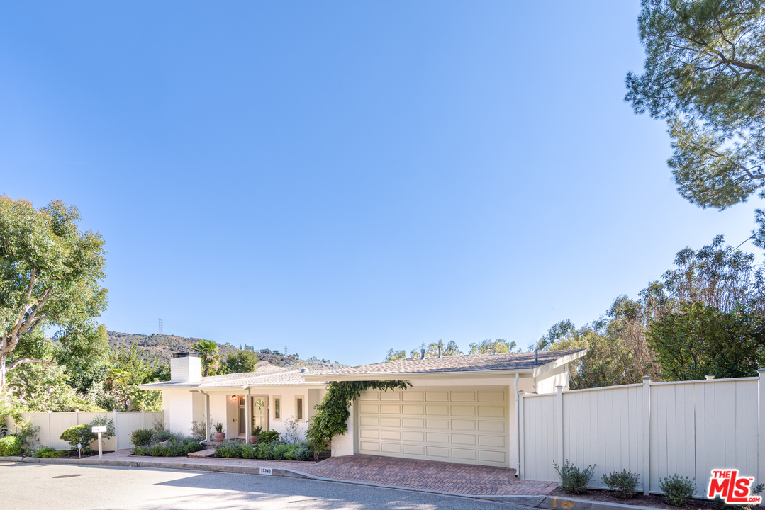 13340 Chalon Road Los Angeles, CA 90049 - Photo 1 of 22 Gallery Image 1
