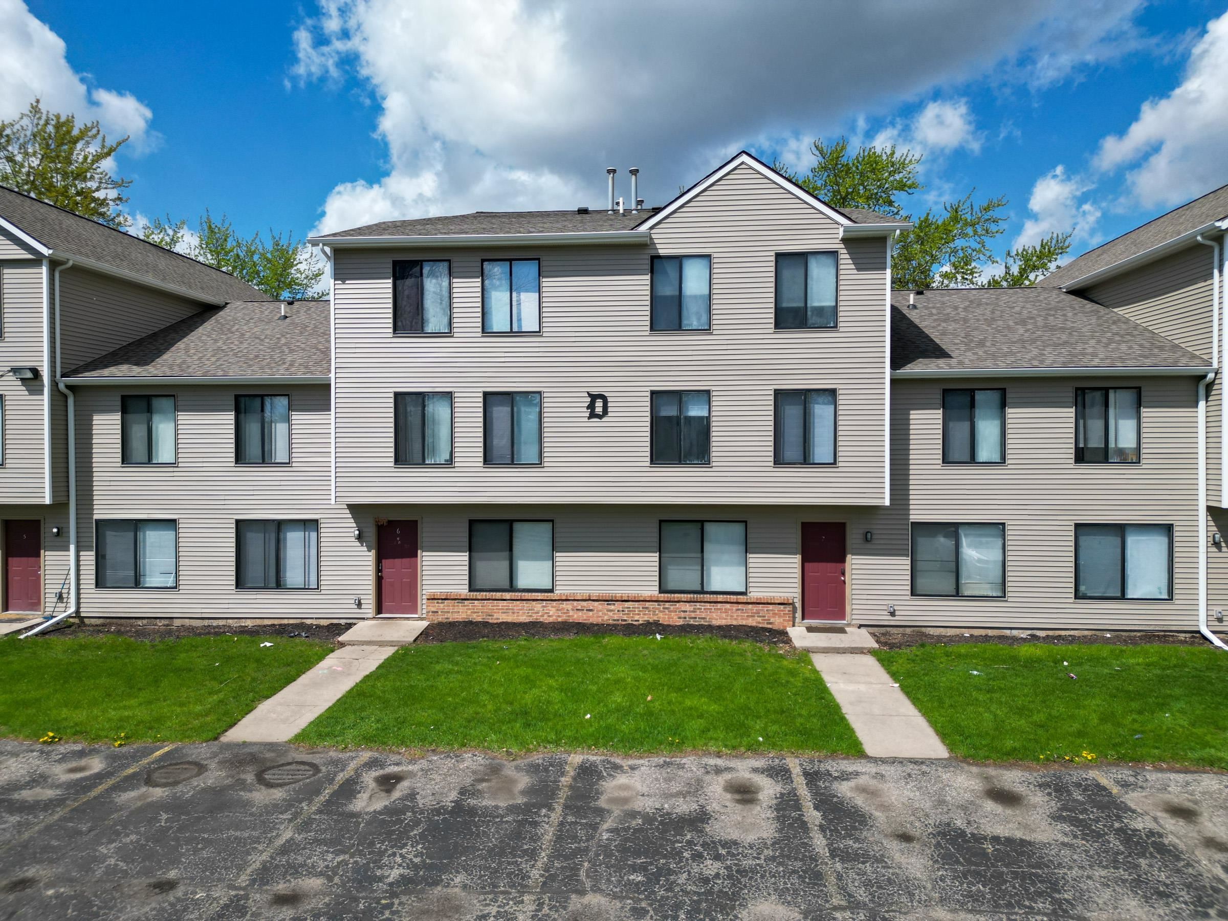 1825 South Crawford Road, Unit D7 Mount Pleasant, MI 48858 - Photo 1 of 7