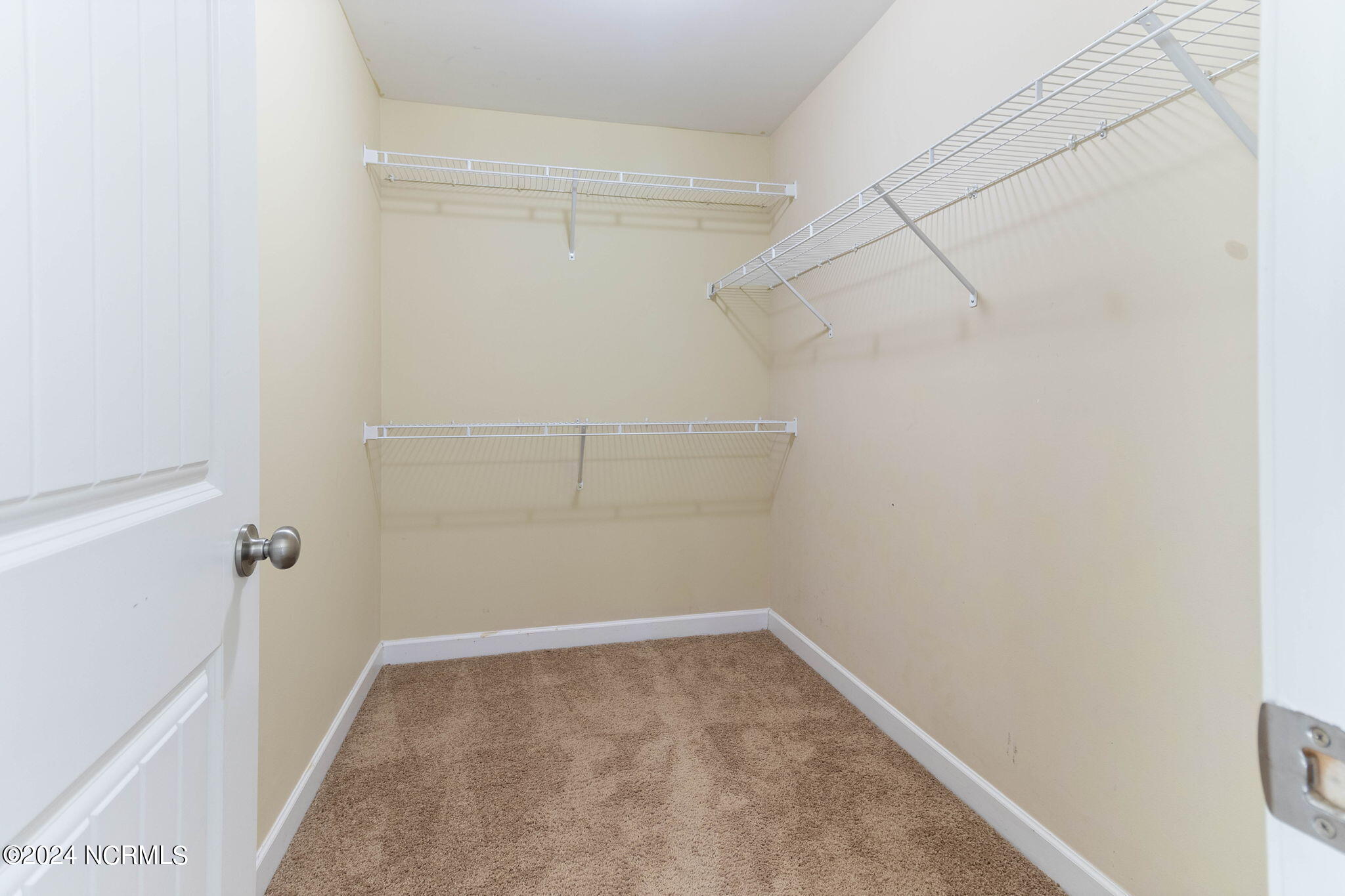 516 Old Folkstone Road Holly Ridge, NC 28445 - Photo 25 of 28 25-web-or-mls-IMG_4806
