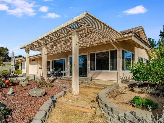 $960,000 | 372 Oak Hill Drive, Lompoc, CA 93436