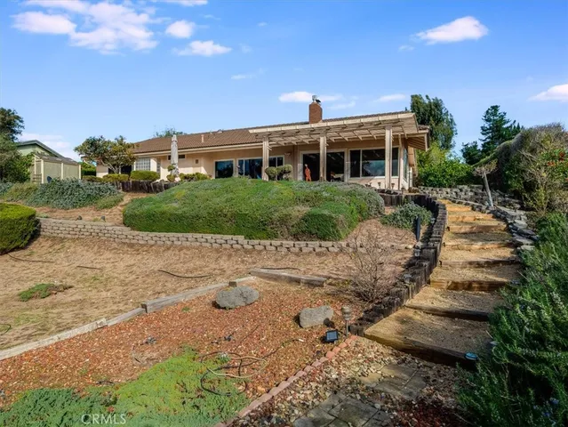 $960,000 | 372 Oak Hill Drive, Lompoc, CA 93436