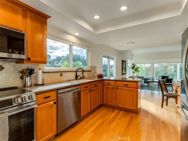 $960,000 | 372 Oak Hill Drive, Lompoc, CA 93436