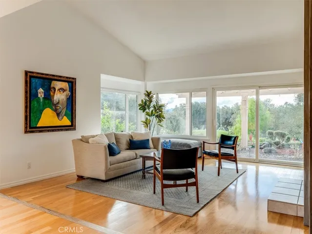 $960,000 | 372 Oak Hill Drive, Lompoc, CA 93436