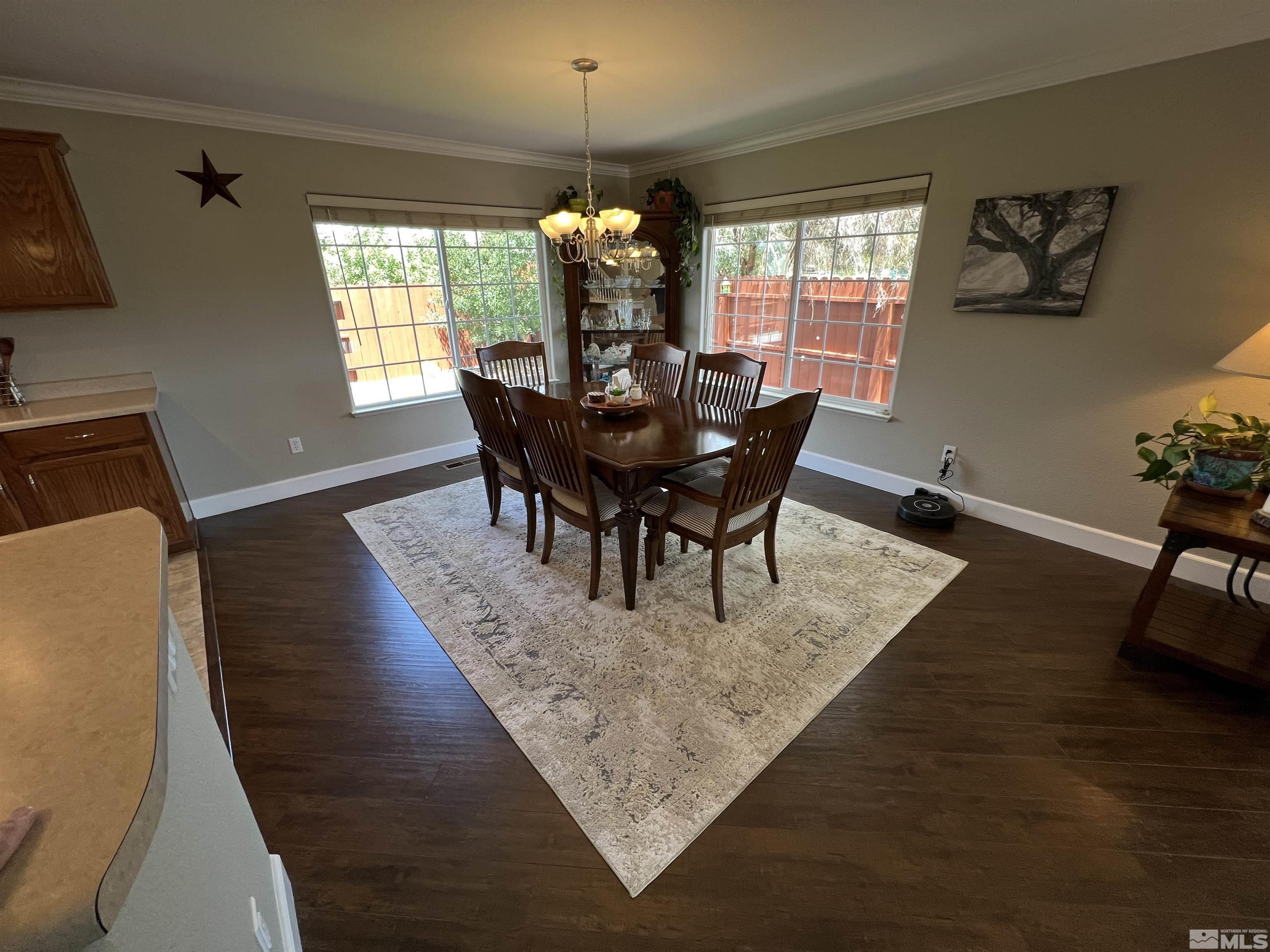 18341 Dustin Court Reno, NV 89508 - Photo 6 of 34 Photo 6