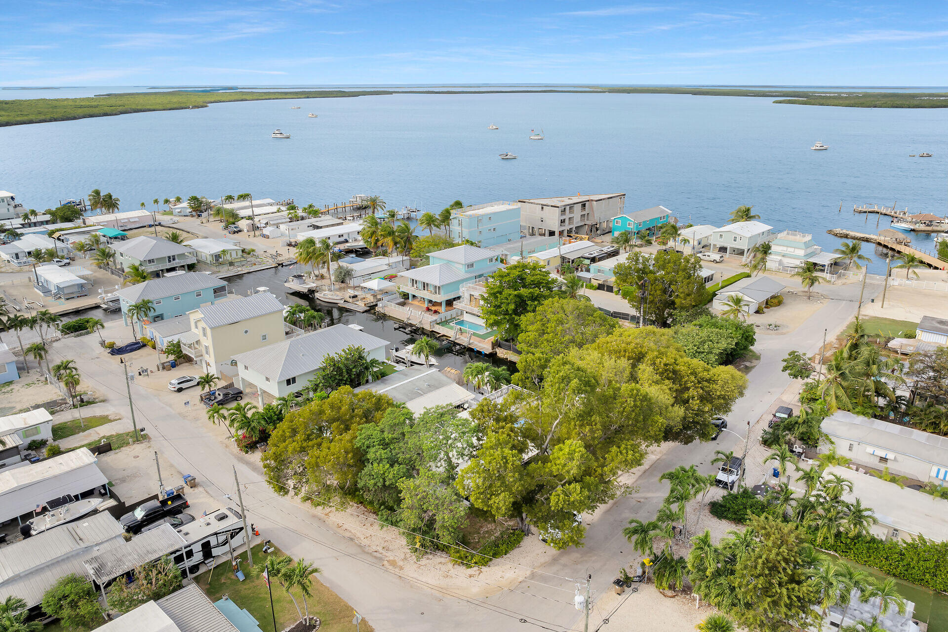 7 Avenue D Key Largo, FL 33037 - Photo 35 of 36 view of the ocean