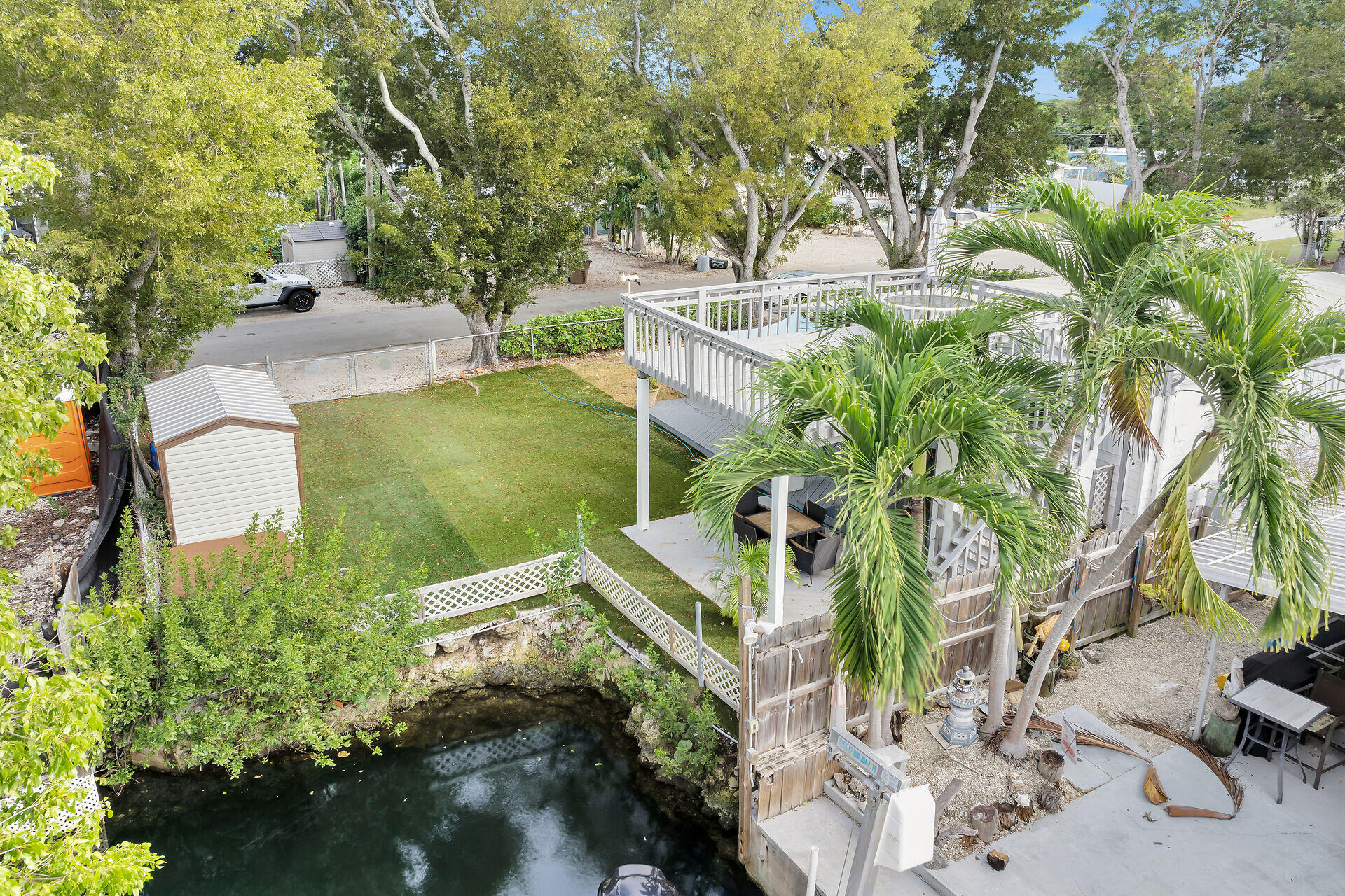 7 Avenue D Key Largo, FL 33037 - Photo 36 of 36 a view of yard with green space