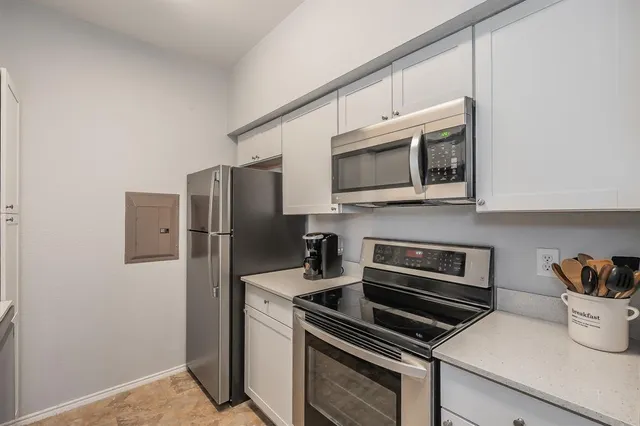 $225,000 | 3212 Donnelly Circle, Fort Worth, TX 76107