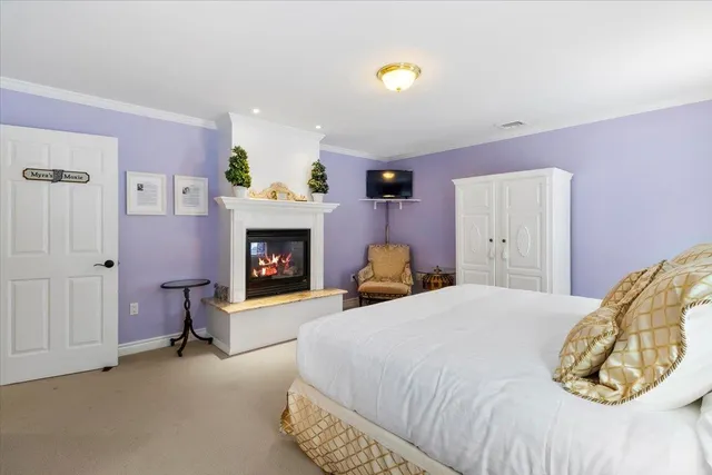 $1,190,000 | 2001 Depot Street, Manchester, VT 05255