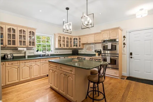 $995,000 | 2001 Depot Street, Manchester, VT 05255