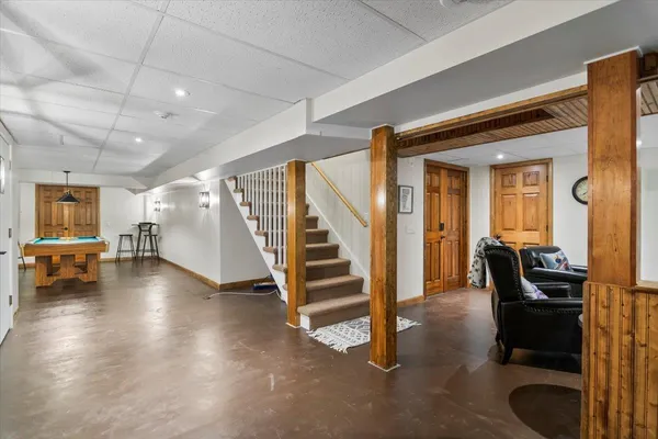 $995,000 | 2001 Depot Street, Manchester, VT 05255