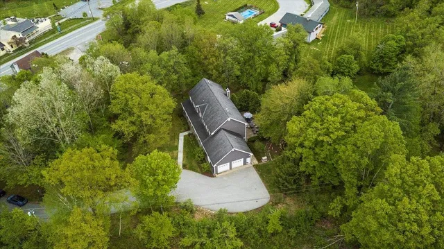 $1,190,000 | 2001 Depot Street, Manchester, VT 05255