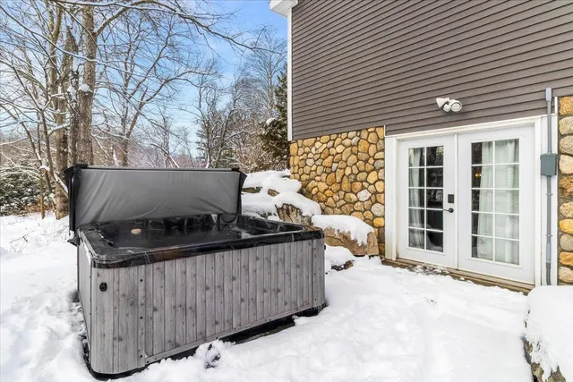 $1,190,000 | 2001 Depot Street, Manchester, VT 05255