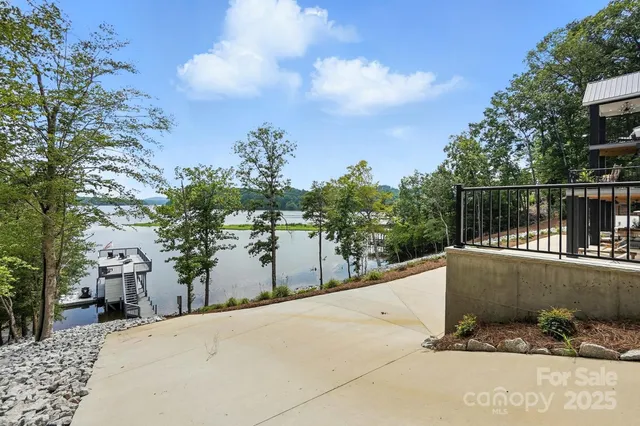 $2,499,999 | 587 Carolina Drive, Troy, NC 27371