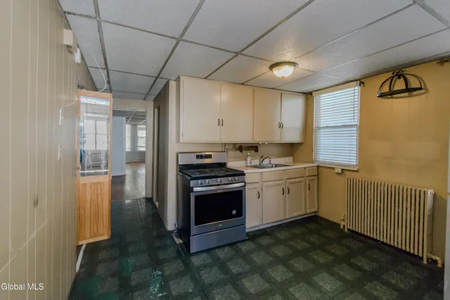 $259,000 | 34 Hampton Street, Albany, NY 12209