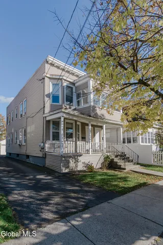 $259,000 | 34 Hampton Street, Albany, NY 12209