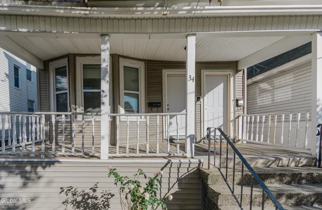 $259,000 | 34 Hampton Street, Albany, NY 12209