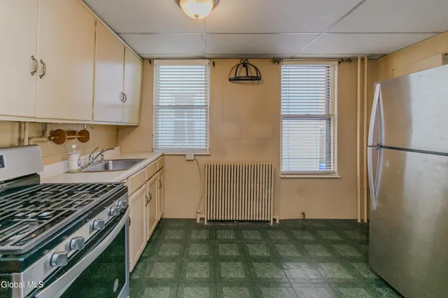 $259,000 | 34 Hampton Street, Albany, NY 12209