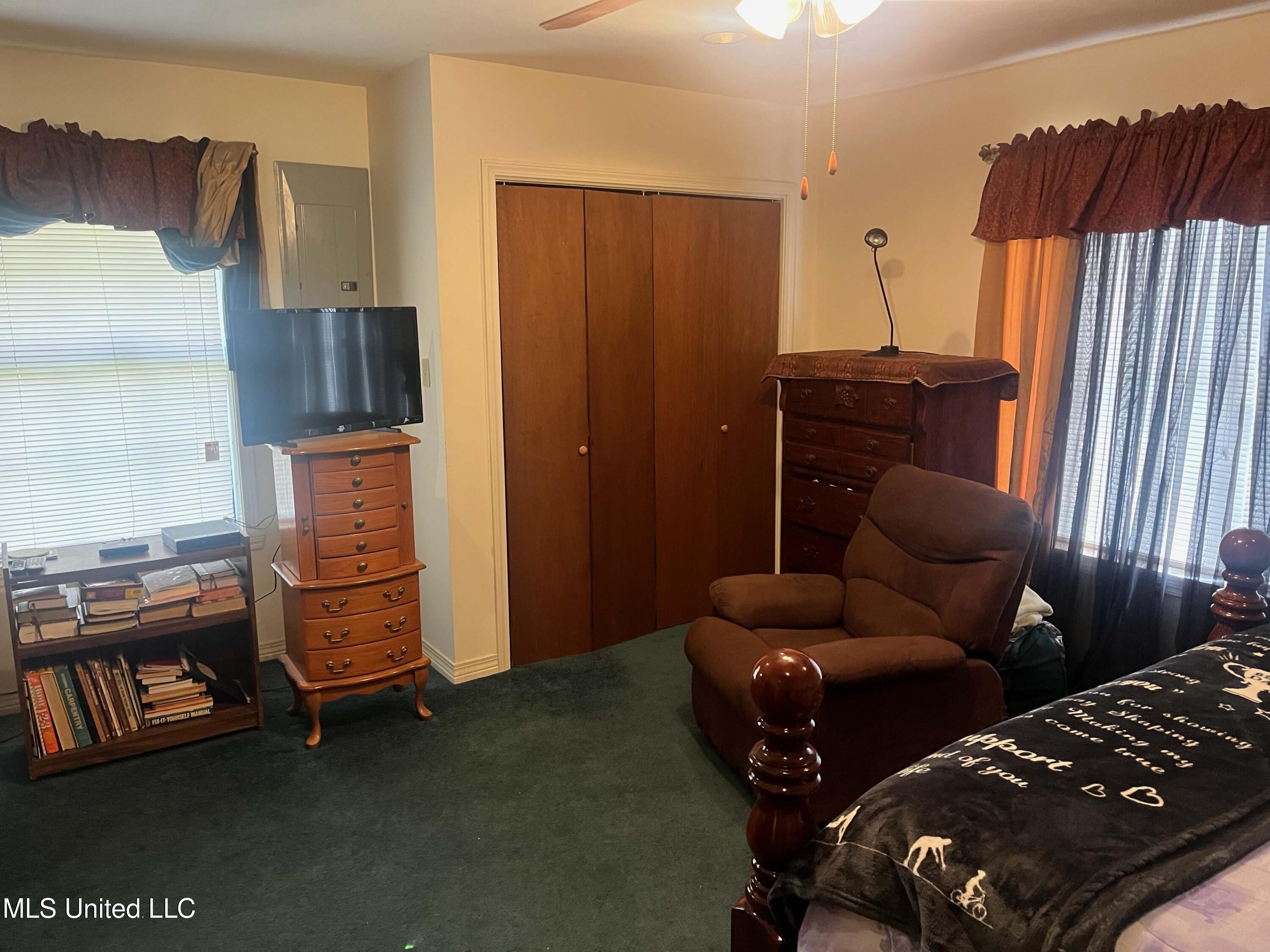 106 Daisy Road Ferriday, LA 71334 - Photo 12 of 32 IMG_1583 2.pdf