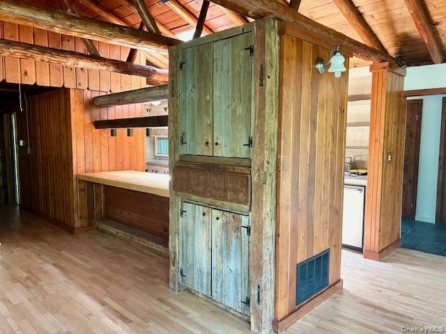 272 Drake Road Pleasant Valley, NY 12569 - Photo 20 of 43