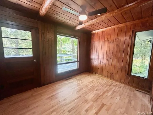 $5,500 | 272 Drake Road, Pleasant Valley, NY 12569