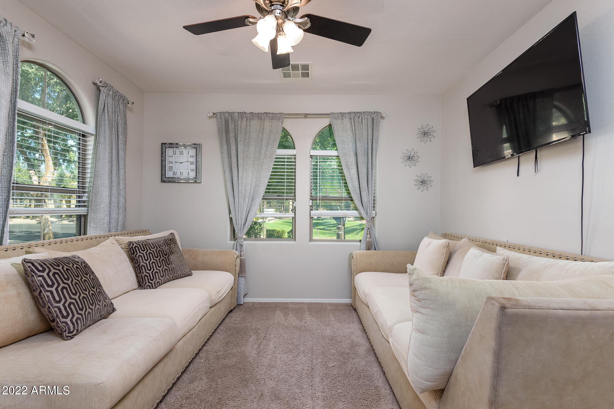 451 South Hawes Road, Unit 5 Mesa, AZ 85208 - Photo 5 of 37 Hawes- Inviting living room