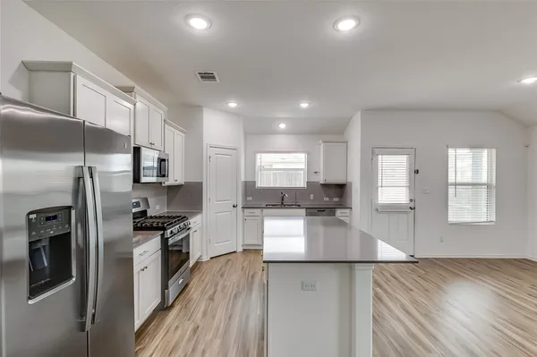$2,150 | 1641 Catahoula Drive, Leander, TX 78641