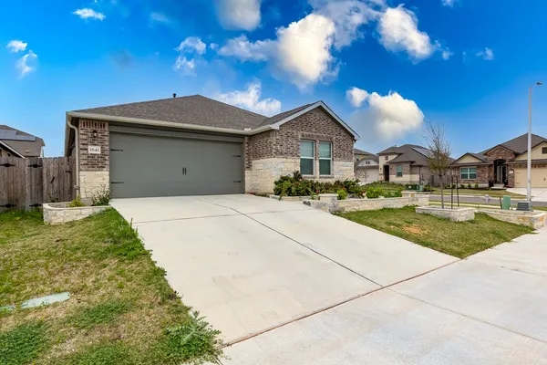 $2,150 | 1641 Catahoula Drive, Leander, TX 78641