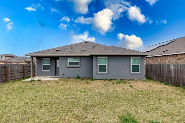 $2,150 | 1641 Catahoula Drive, Leander, TX 78641